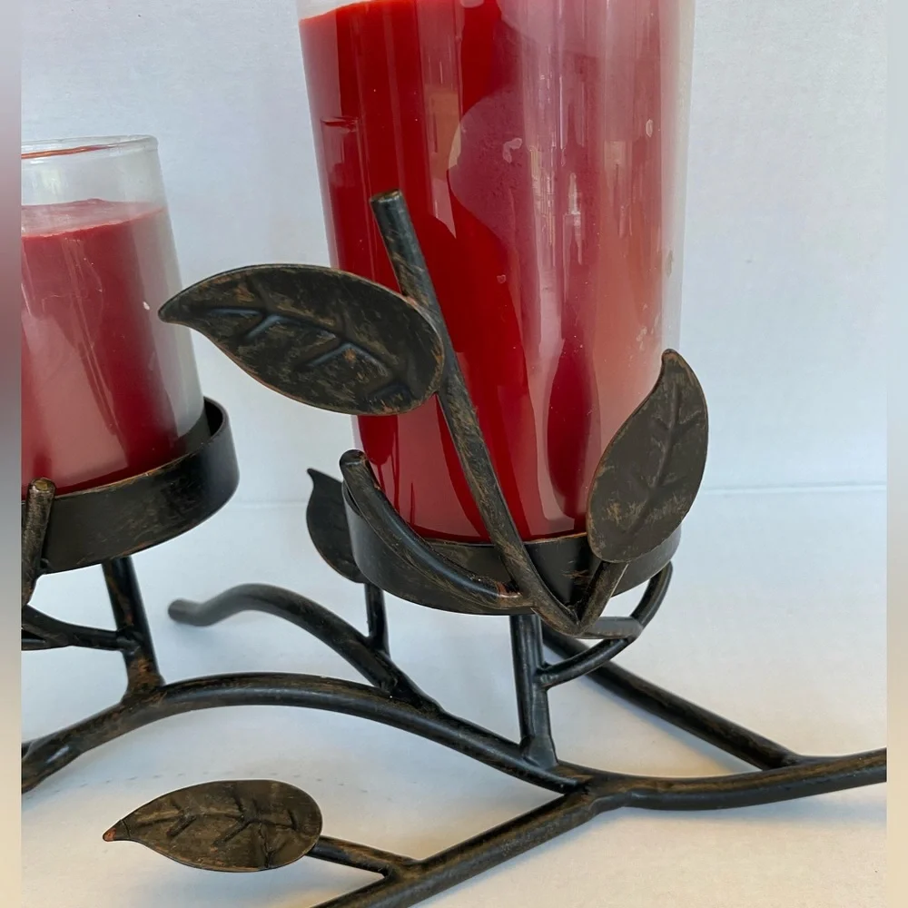Yankee Candle Perfect Pillar Elegant Red Candle Holder with Leaf Design